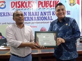 Ketua Forwaka Wilayah Sumut Felix Sidabutar dalam sebuah kegiatan bersama Ketua Komisi Kejaksaan RI, Dr Barita Simanjuntak SH. MH