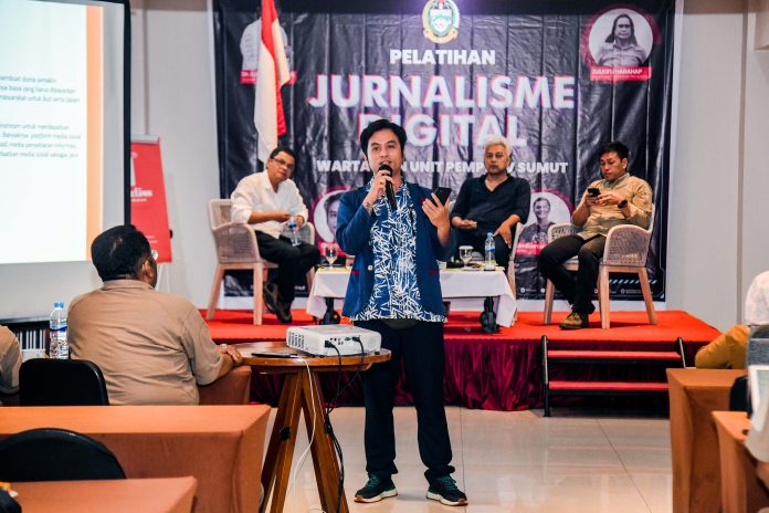 Jurnalisme Digital Dedi Sinuhaji04