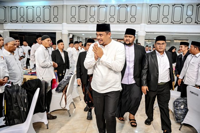 150626_GYBSU_PENGUKUHAN_LPTQ_01.jpg